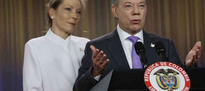 El presidente de Colombia Juan Manuel Santos recibe el premio Nobel de la Paz 2016
