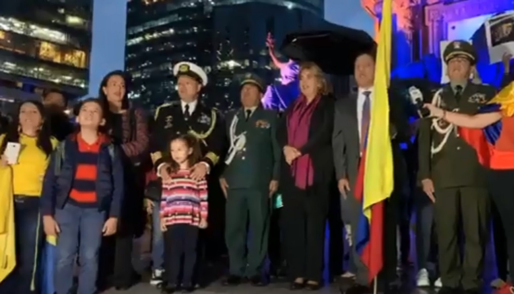 Celebran colombianos en México, el Bicentenario de la Batalla de Boyacá