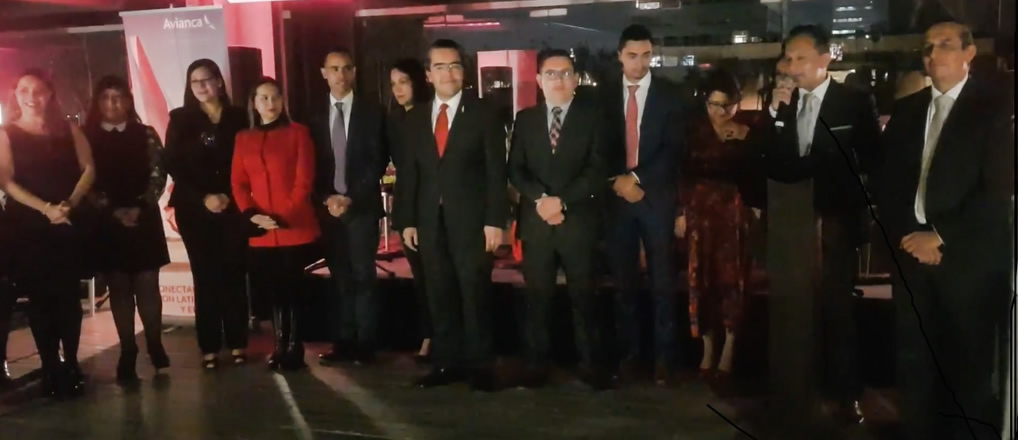 Festeja AVIANCA en México 100 años de conectar al mundo