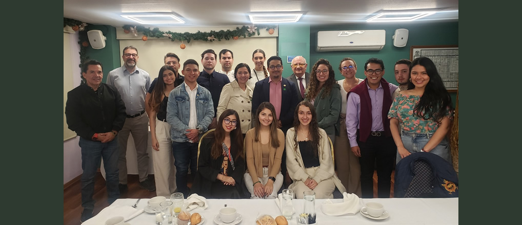 Exitosa reunión con estudiantes universitarios de Colombia 