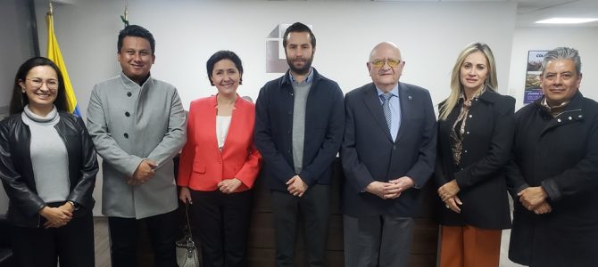 Fructífera Reunión con PROCOLOMBIA